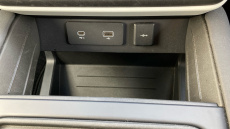 Land Rover Defender 3.0 D250 X-Dynamic SE 90 3dr Auto Diesel Estate